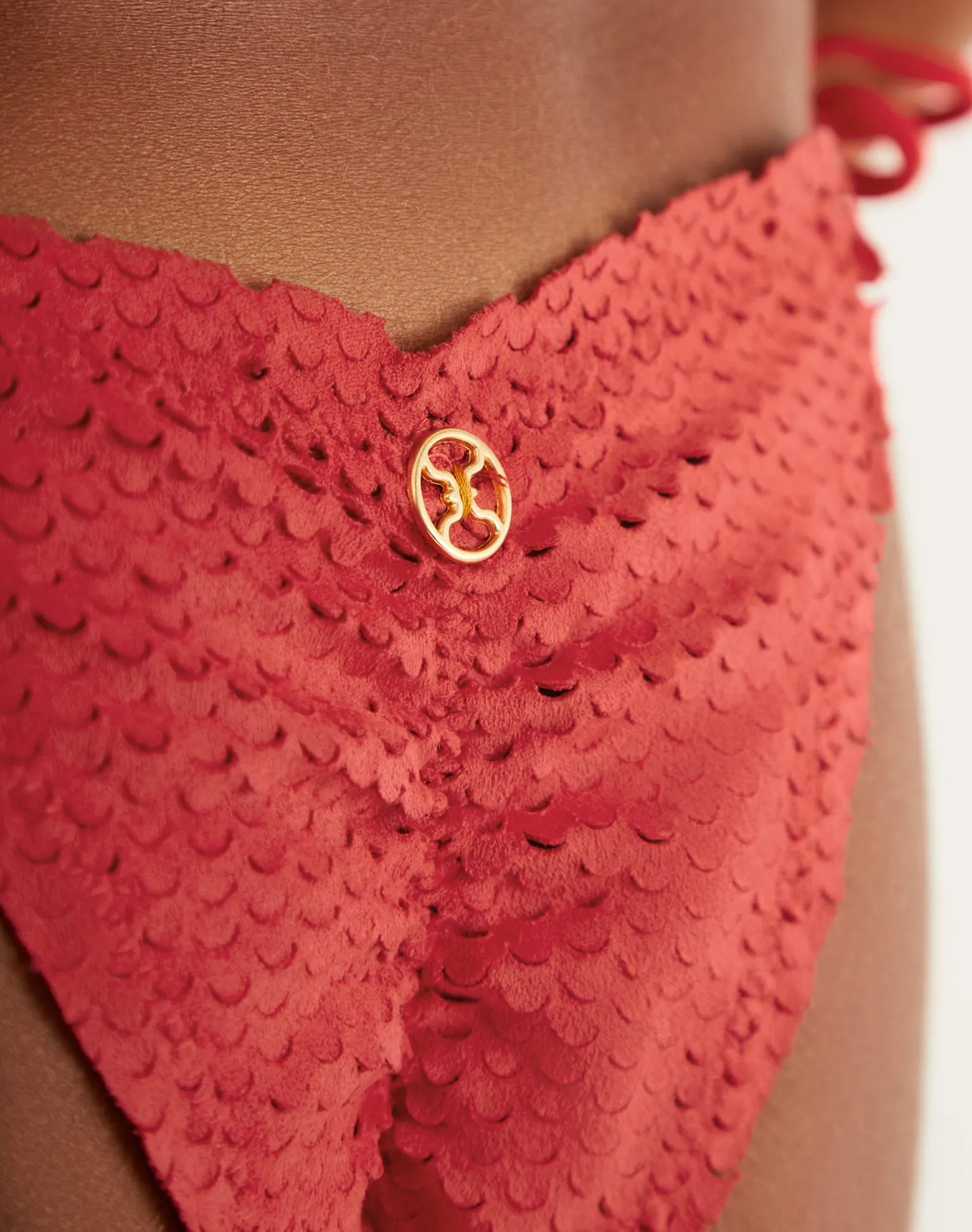 Scales Ripple Bottom - Ruby
